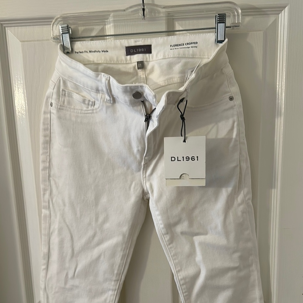 DL1961 White Ankle Cropped Jeans